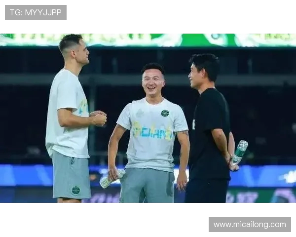 柔佛主帅称赞球员全力以赴享受比赛节奏展现顽强团队精神风貌活力